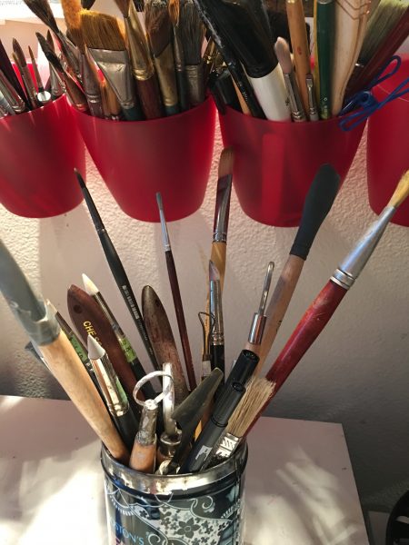 Best Brushes for Watercolor, Acrylic and Oil Painting